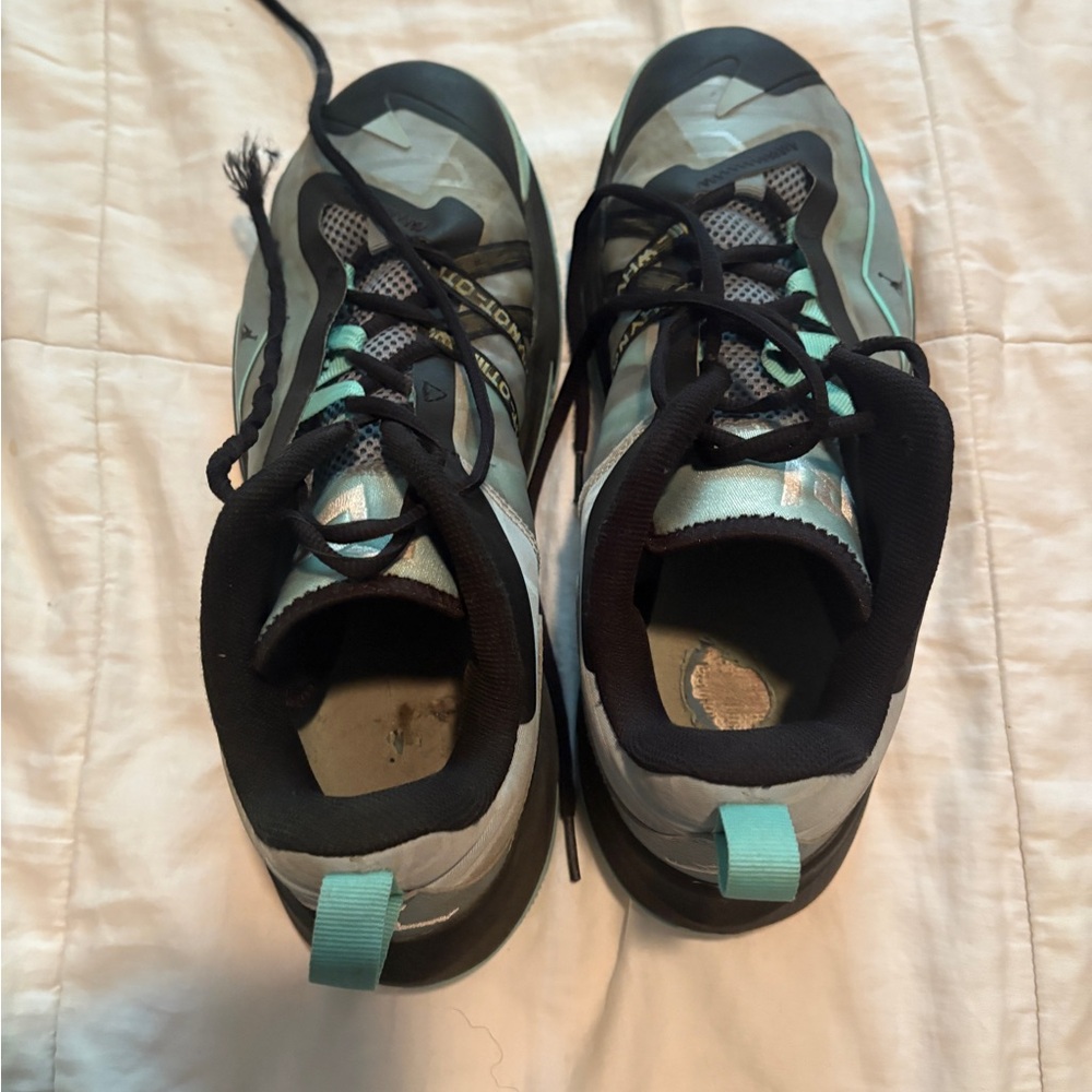 Nike LeBron Witness VIii Black and teal Sneakers